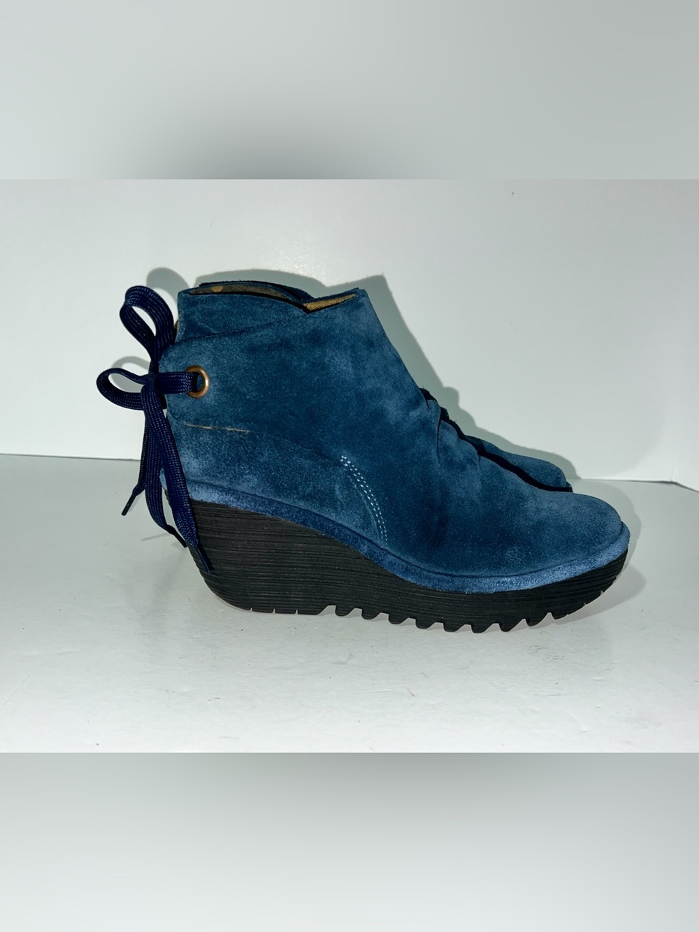 Fly London Yama Blue Suede Lace-Back Wedge Ankle Boots Lug Sole Size 37(6.5-7)